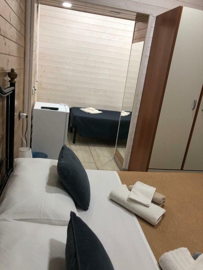 Rooms Chanel Syracuse Luaran gambar
