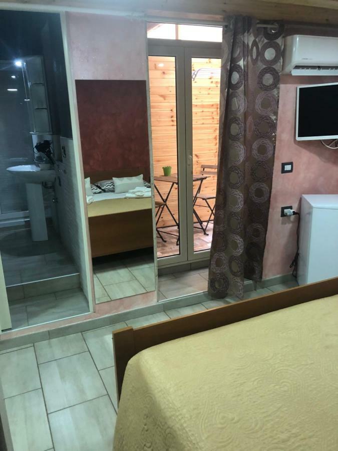 Rooms Chanel Syracuse Luaran gambar